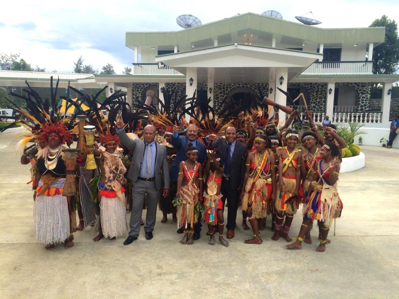 Mcroyal Hotel Mount Hagen Exterior foto
